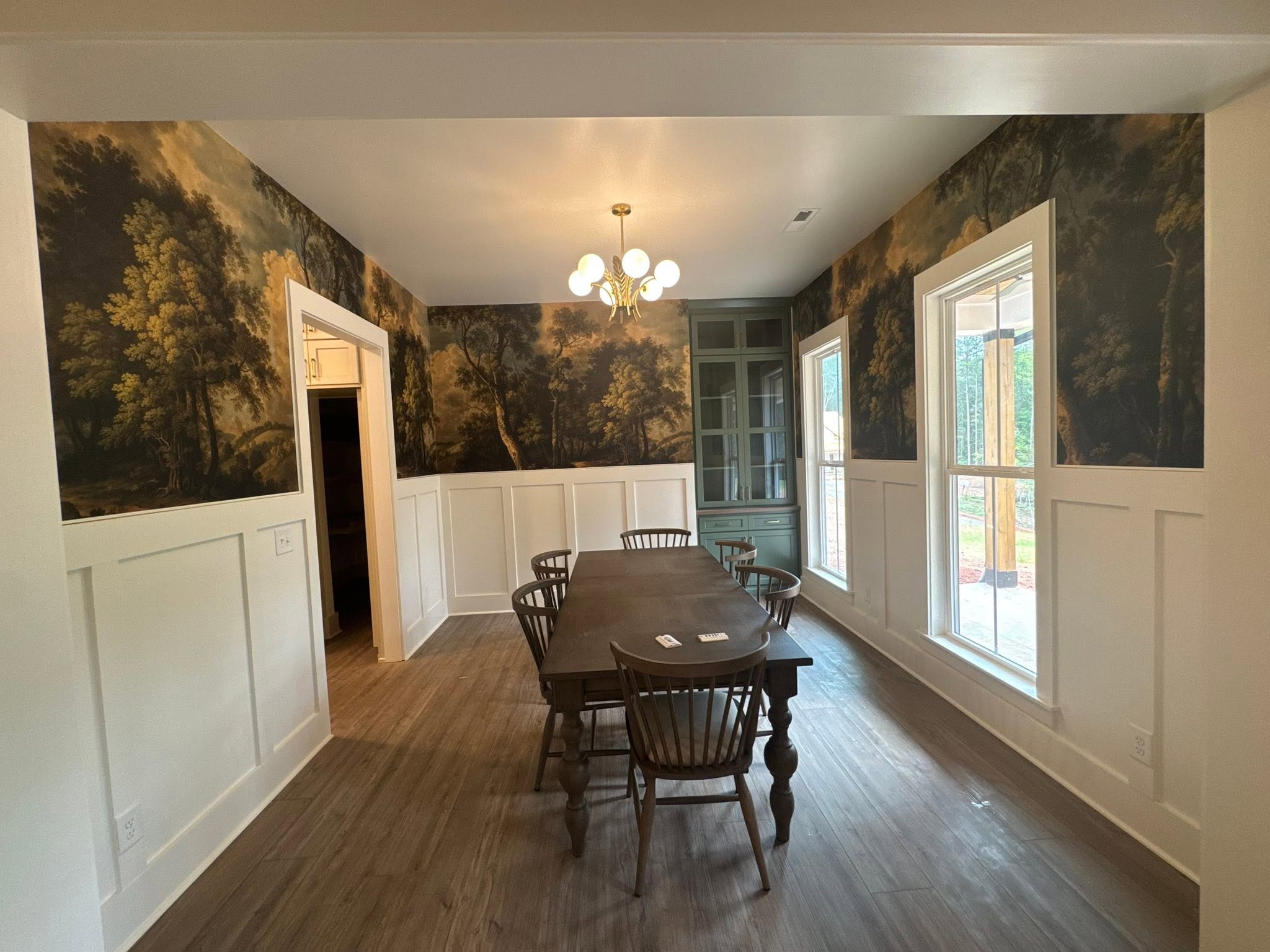 Plan 041-00216 dining room — open to living area